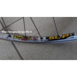Mavic Laufrad komplett 26" m. Shimano XT Nabe